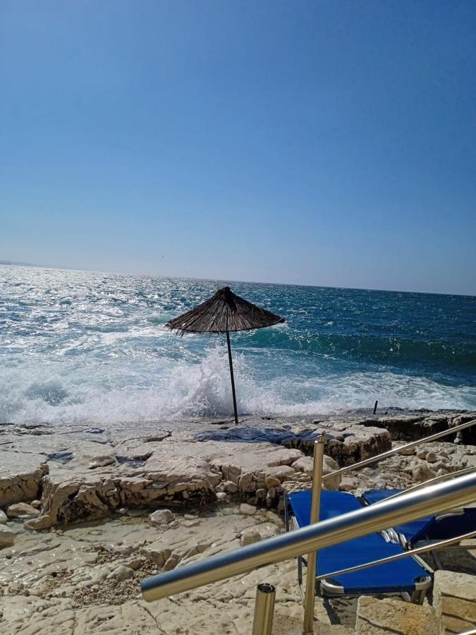 Riviera Rooms ساراندا المظهر الخارجي الصورة