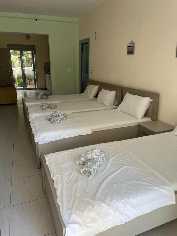 Riviera Rooms ساراندا المظهر الخارجي الصورة