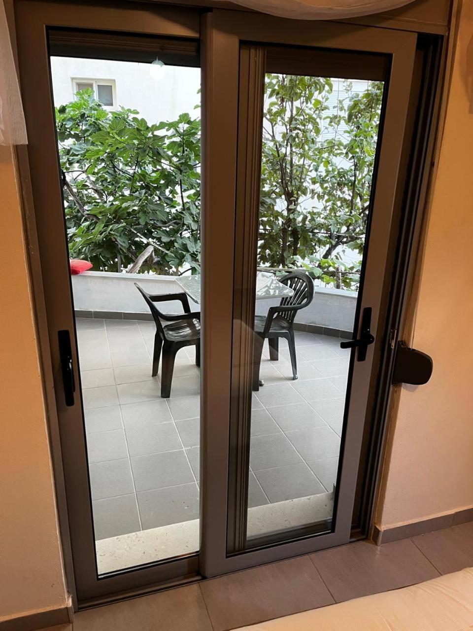 Riviera Rooms ساراندا المظهر الخارجي الصورة